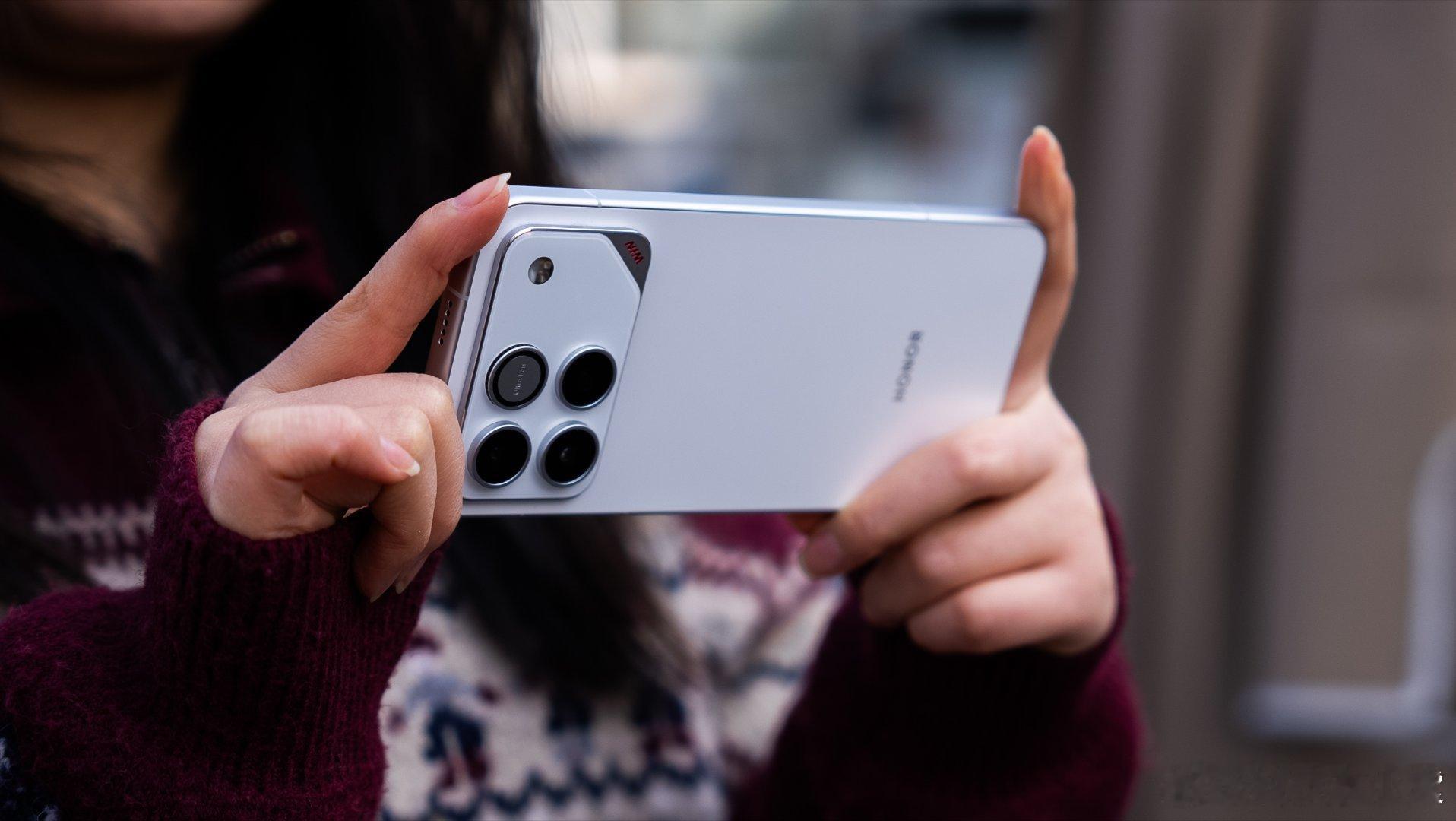 iPhone最费电的3个设置手机不玩，放着都会耗电，更别说玩手机了害怕苹果手机电