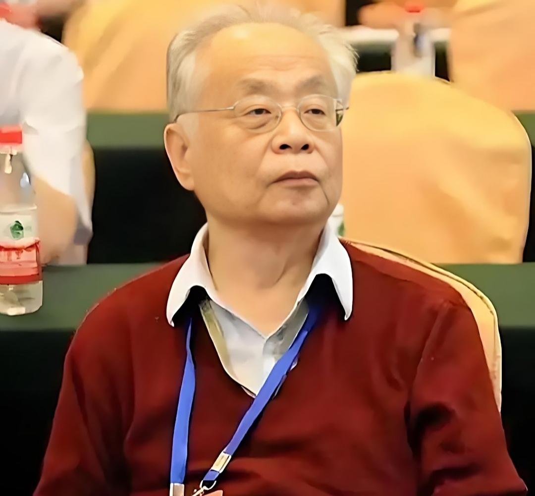 何祚庥老院士再谈暗物质。3月14日，何老院士就暗物质的组成谈了自己的看法，他老