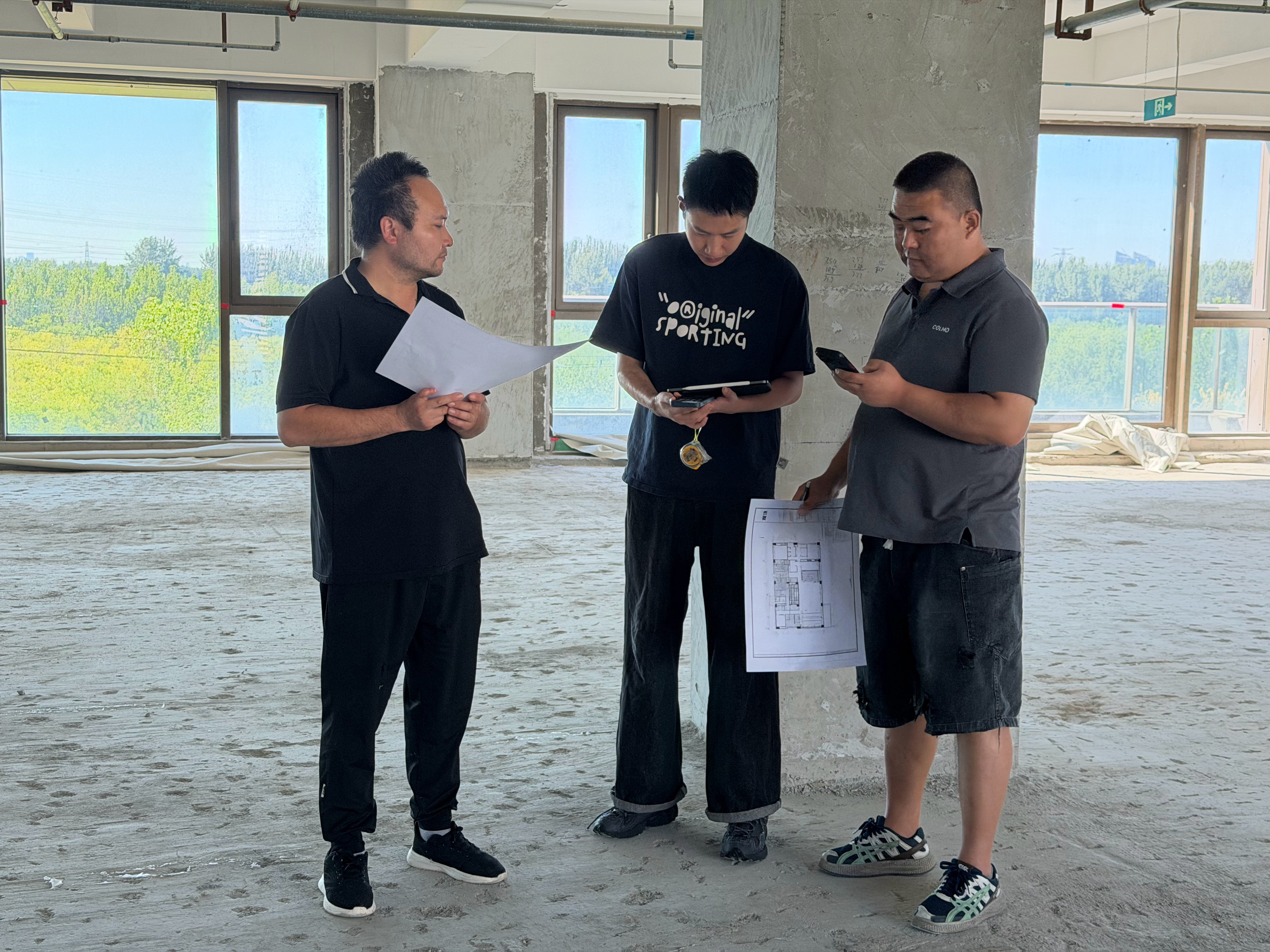 装修前准备工作一切搞定！施工方、监理全部定完了！希望不要翻车[doge]明天打算专门去趟龙岩的老家，