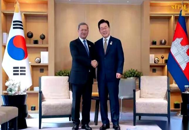 真以为电诈只是骗点钱吗？天真了。是把你人骗到柬埔寨，护照一收，手机一