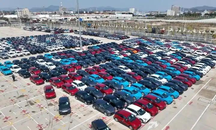 不管外国车企承不承认，这就是赤裸裸的现实！2025年1-10月，中国汽车进口