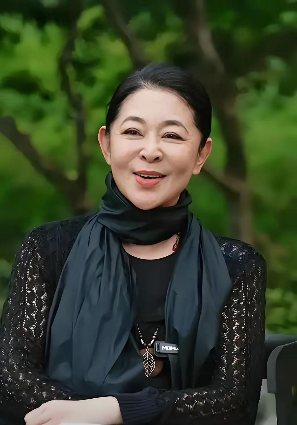 倪萍说她这一辈子发了最大的一次脾气，是和家里雇来的阿姨，那一次把自己气坏了，直接
