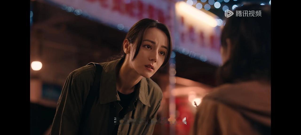 《利剑玫瑰》小孩儿也不靠谱呀这女主角胆儿多大，大晚上的，光听一个陌生小孩儿救助