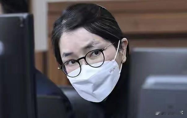 金建希多项罪名被判无罪，仅仅获刑20个月追缴约6.26万元人民币！这与特检组之前