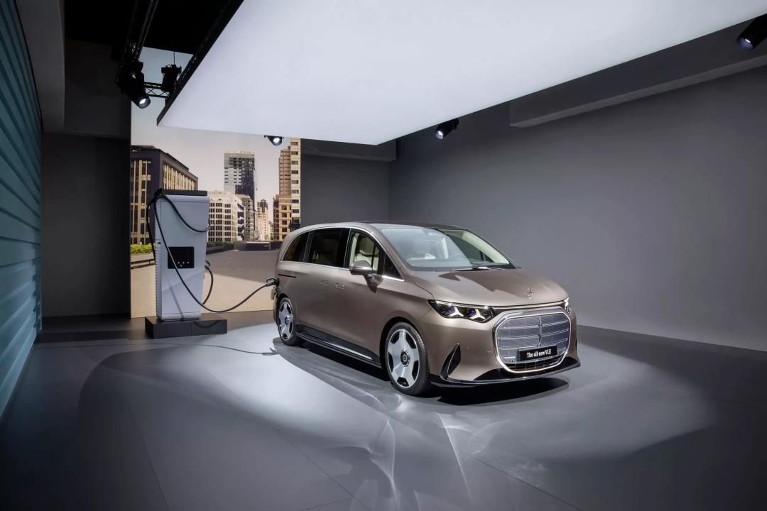 豪华纯电MPV新标杆！奔驰VLE官图发布奔驰正式发布2028款VLE纯电MPV