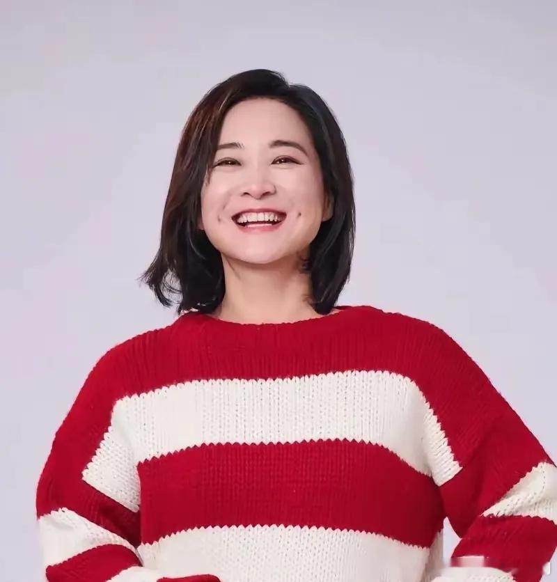 主持人问王晶:“贾玲为什么要减肥，是为了健康吗？“王晶摇摇头:“根本不是为了健康