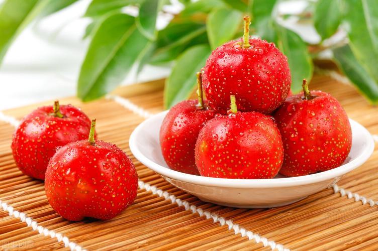 山楂已大量上市！医生建议：高血糖患者吃山楂时，多注意这几点 一到深秋，山楂的