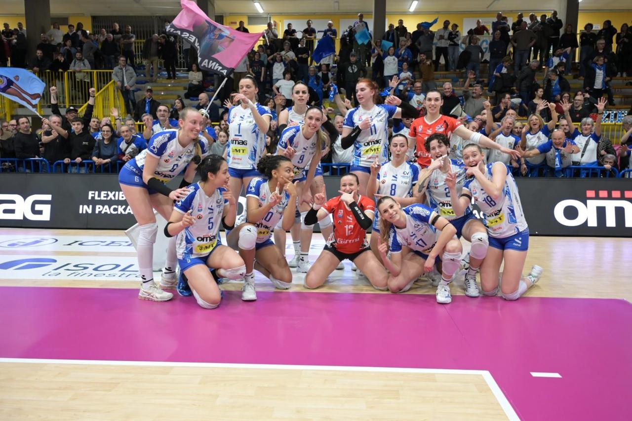 庄宇珊之圣乔瓦尼：官网：最美丽的保级：我们在一起，直到最后一个球有些壮举不能