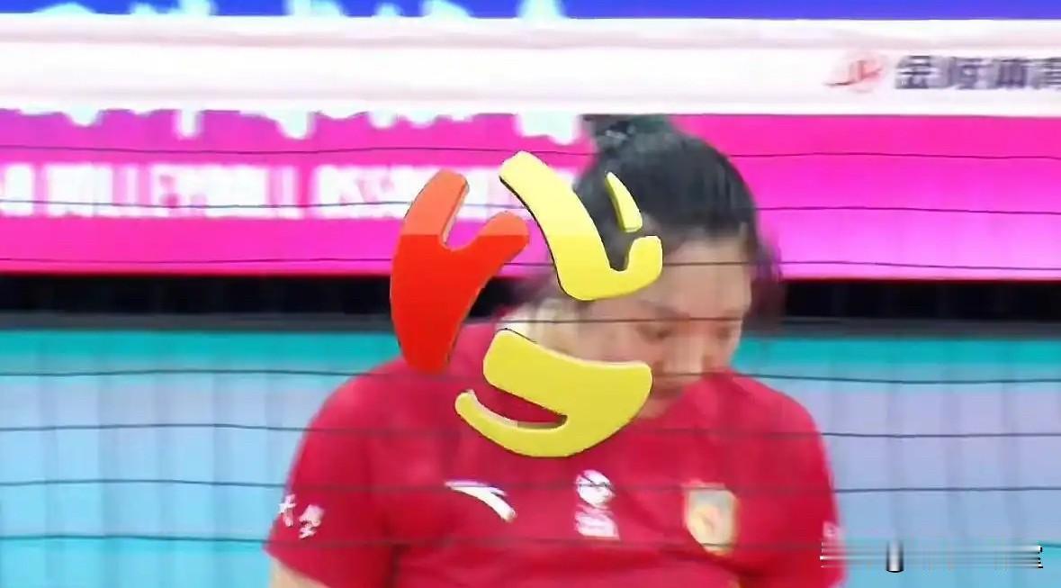 江苏队主要问题，一是准备还是不充分，对王艺竹和两个外援研究不够细；二是拦网效果很