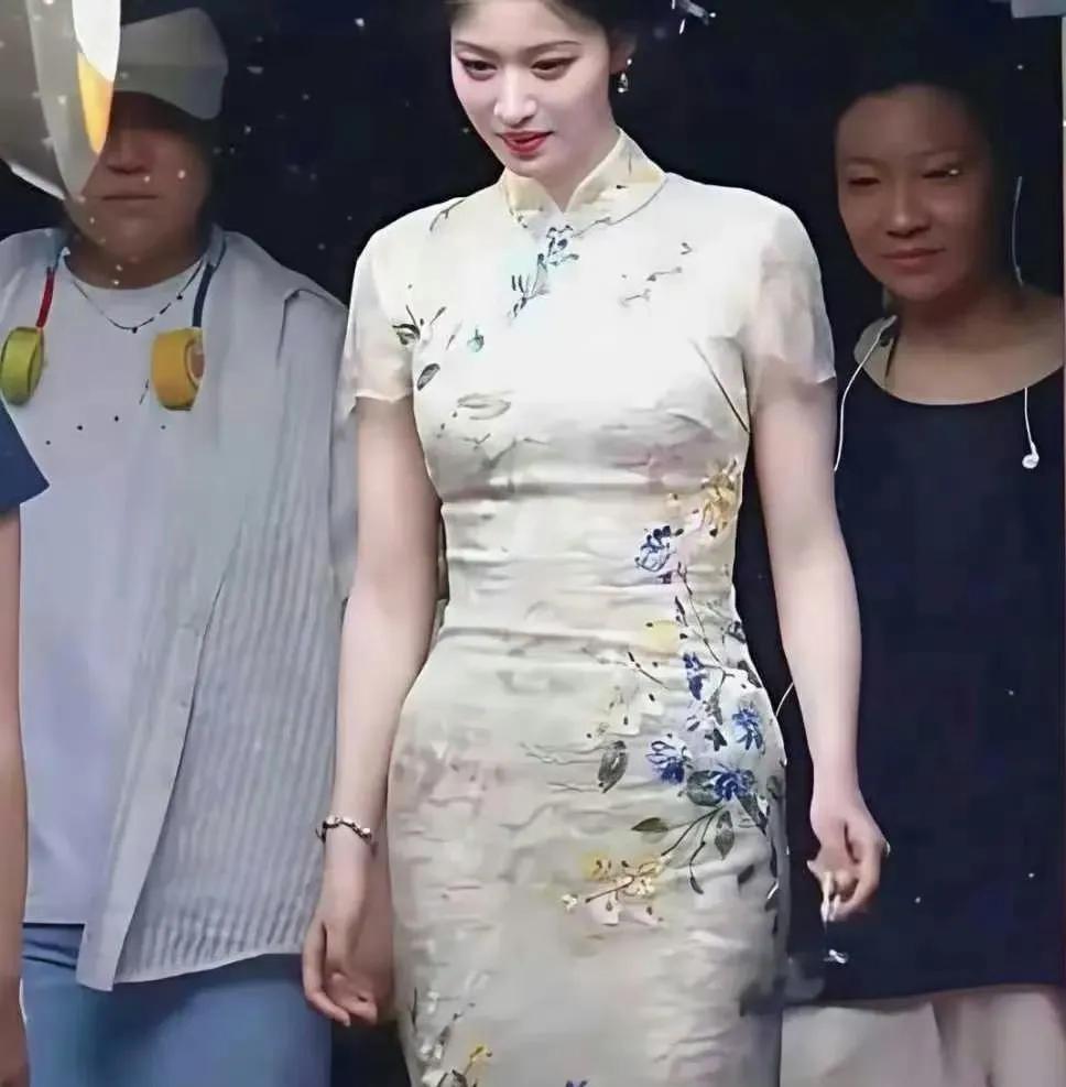 王楚然的胯真是绝了