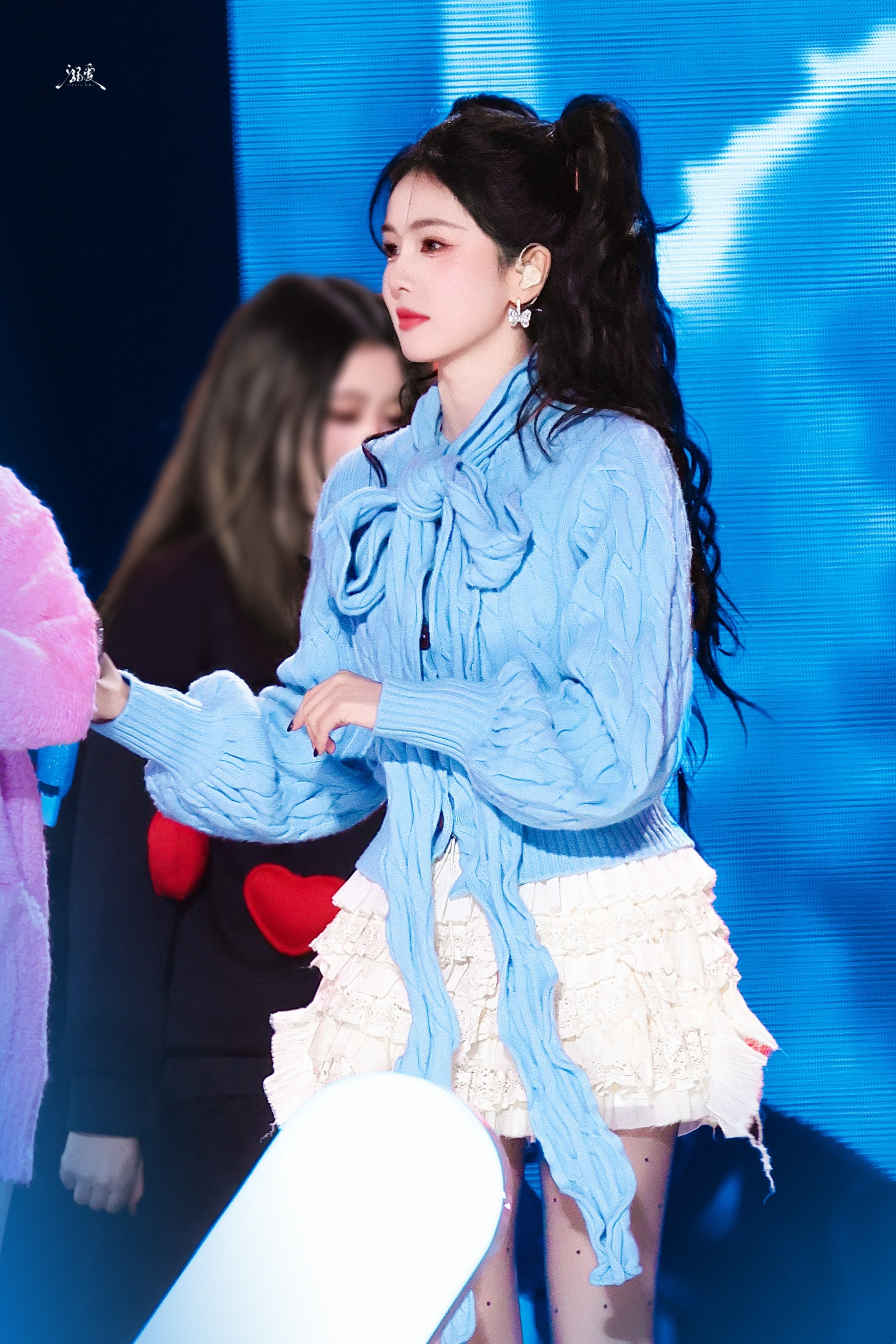 白鹿，好美的双马尾少女造型。白鹿