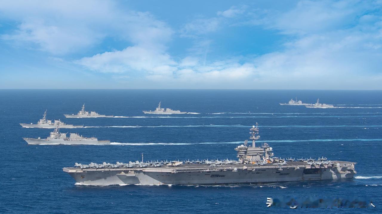 以前是“练”，现在是“战”！当任务二字挂上作战地图，每一艘在黄海游弋的055大驱