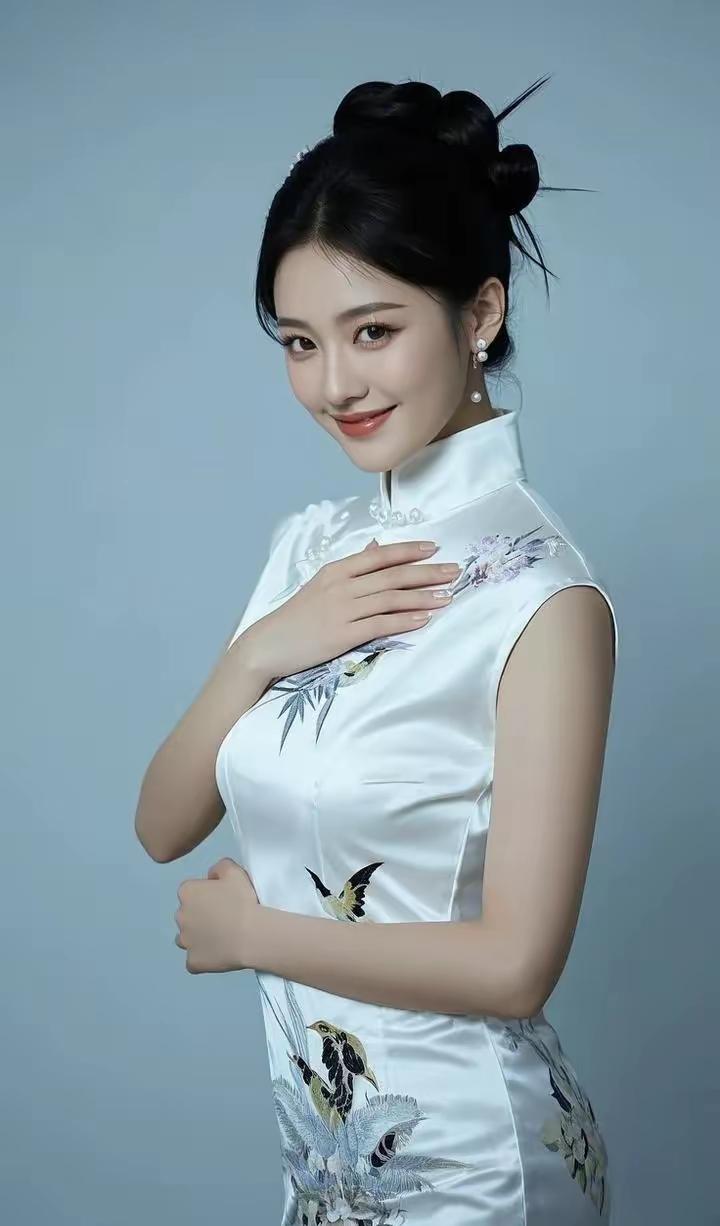 优雅旗袍秀，尽显东方韵味！