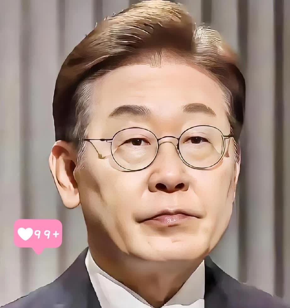 就在刚刚韩国突然宣布了9月7日，韩国行政安全部长官尹昊重与共同民主党政策