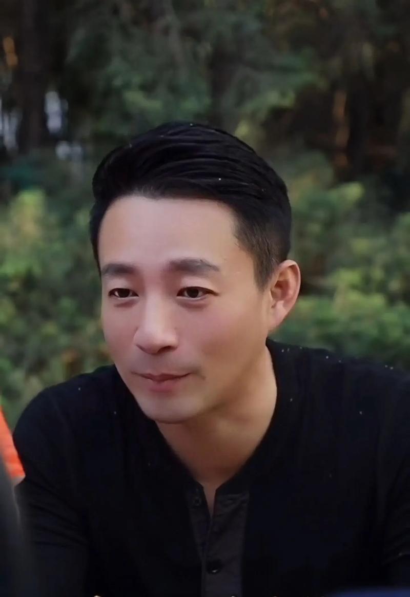 汪小菲再不控制好自己的情绪，她的这段婚姻或许还是走不远。马小梅已经开始内涵她情绪