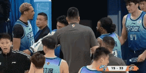 CBA在CBA，任何外援都没有特权！！！况且宁波男篮这个外援，贝兹利打了12场，