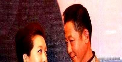 有一次，王志文喝了点酒后问江珊：“你都在戏里面演了五次我的老婆，要不你就嫁给我吧