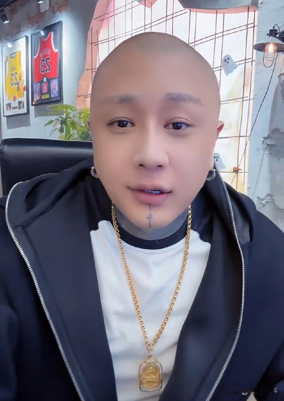 笑崩了！方丈百密一疏，重提37单对联事件经历人生最大电商事故。