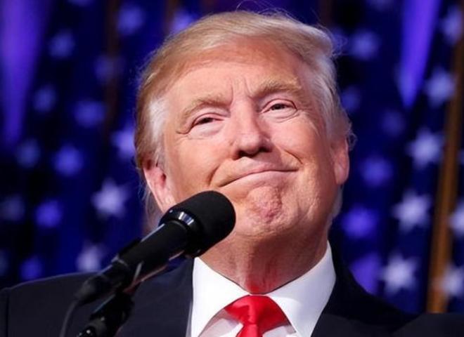 真是偷鸡不成蚀把米！特朗普居然亲手给自己挖下一个难以收拾的大坑，把美国最大战略失