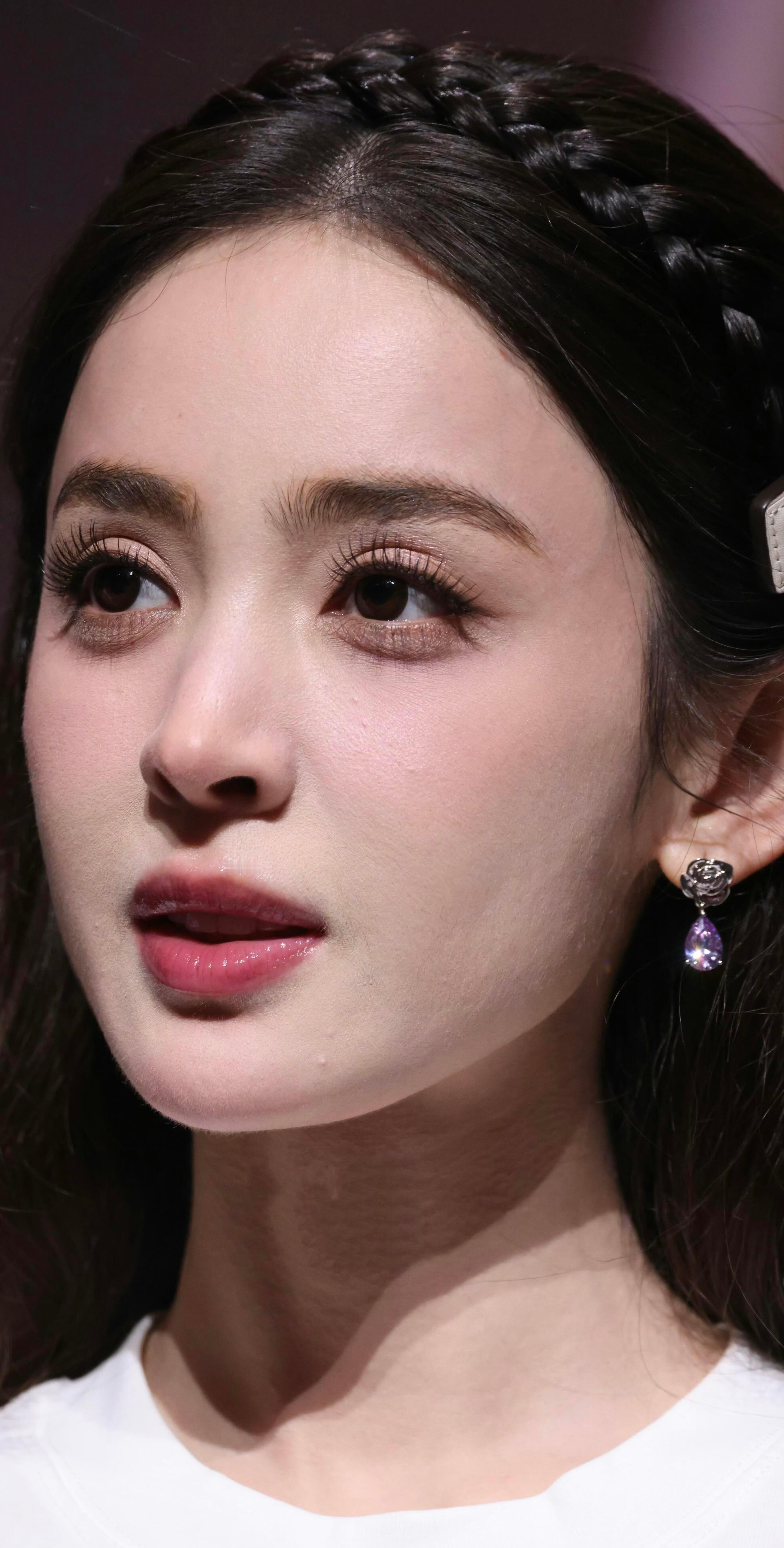 娜扎好权威的生图……​​​