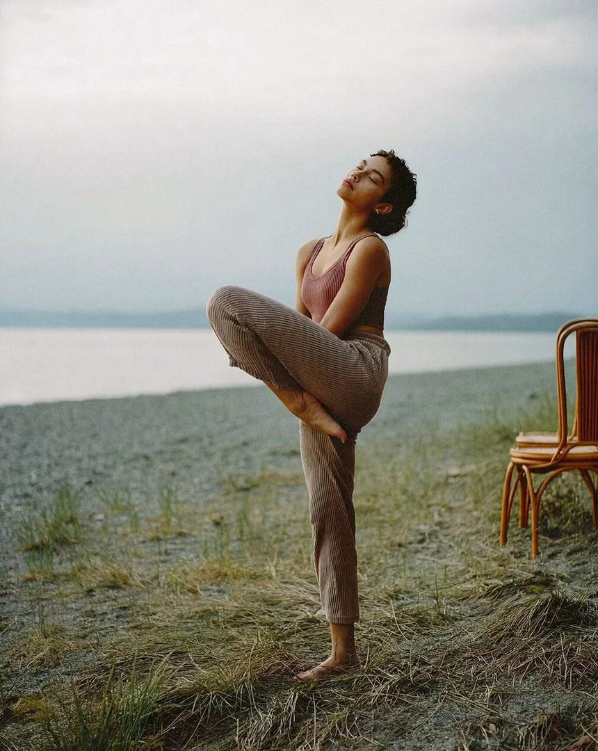 能力的背后一定是能量；能量的背后一定是德行；德行的背后最终归于利己与利他的统一人