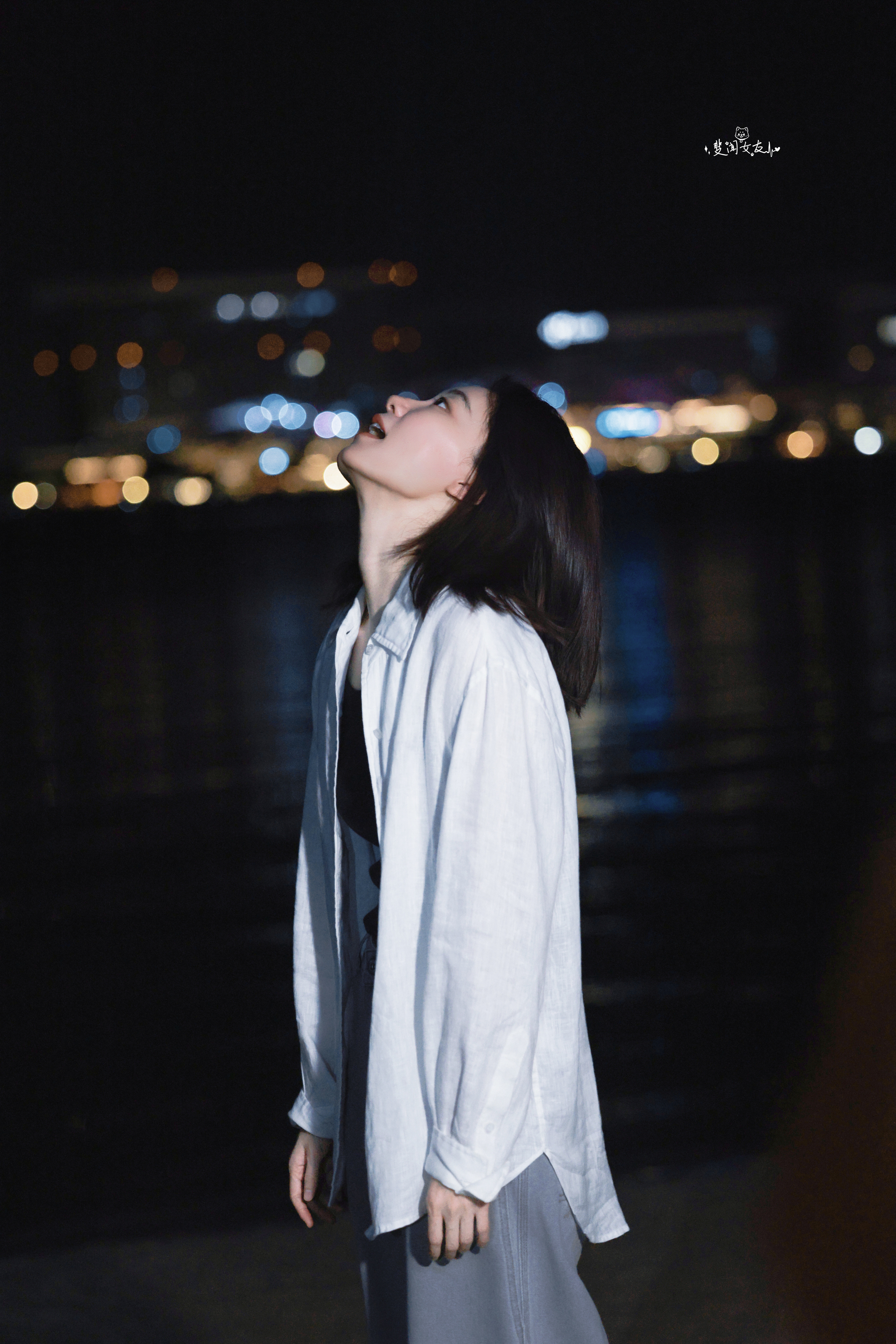 张小斐🌙张小斐电视剧开盘山河远阔，共沐月光。中秋快乐，共赏心中月。🥮?