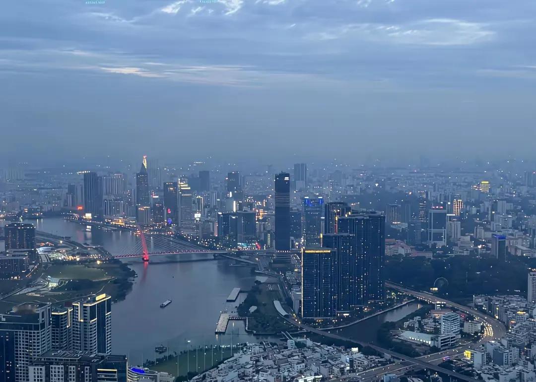 没想到！这么繁华的城市，竟然是越南的！