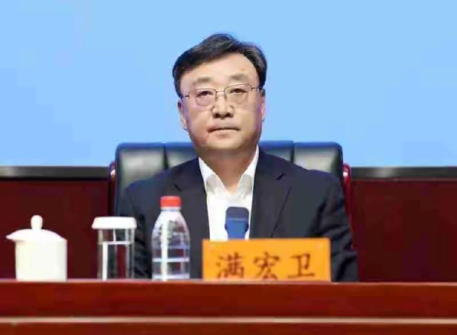 国家文旅局面对景区摆渡车收费的乱象终于出手了，红头文件规定，景区摆渡车以后一律免