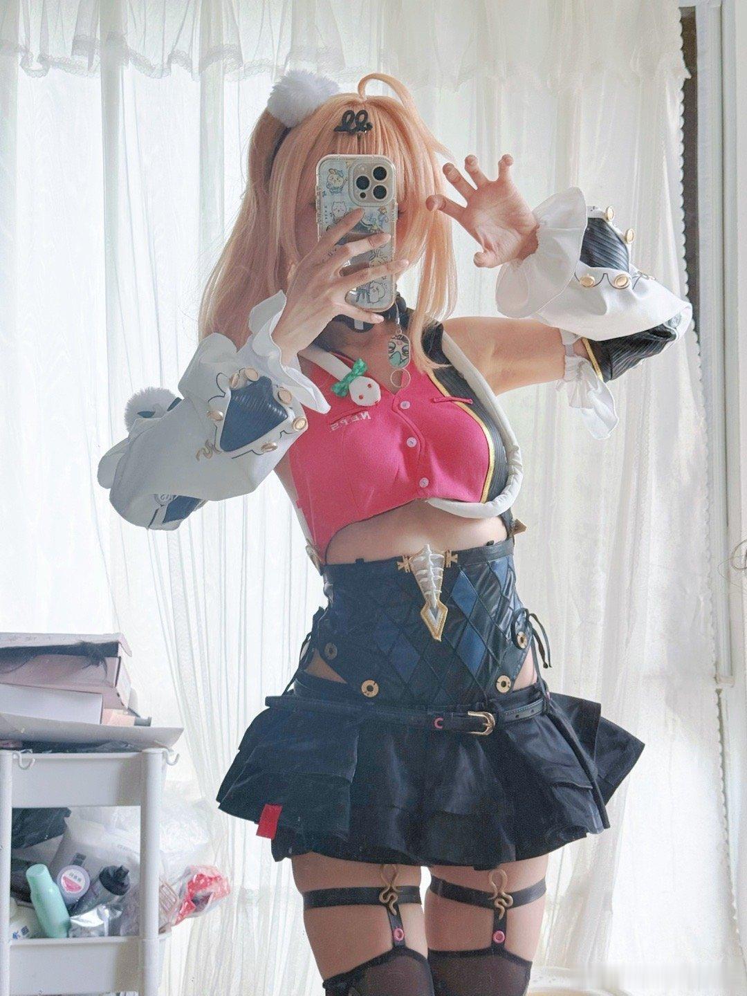 是啥子蛇～绝区零cosplay