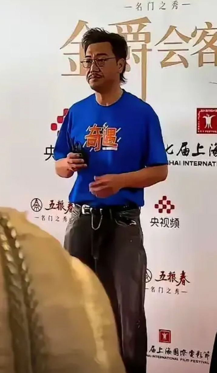 脸挂不住肉，具像化了娱乐圈所有的胖子都瘦了而且一个比一个瘦的快你一年瘦10