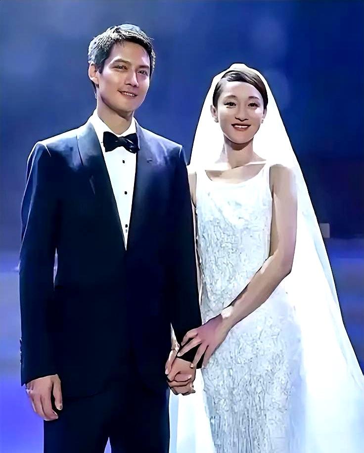 300万，对于周迅这种级别的腕儿，也就是几个爱马仕的事。但当高圣远开口要这笔钱