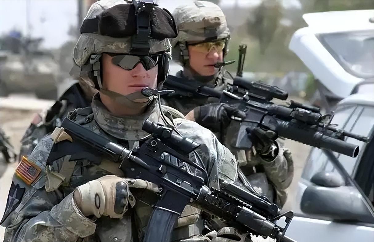 就在这两天，中东局势愈演愈烈。美国像发了疯一样大规模调动，摆明了是要搞大动作。