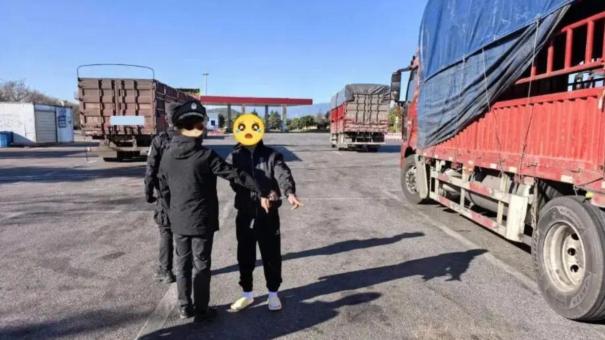 🔥大快人心！昆明警方打掉职业“油耗子”，6人落网！昆明公安重拳出击，成