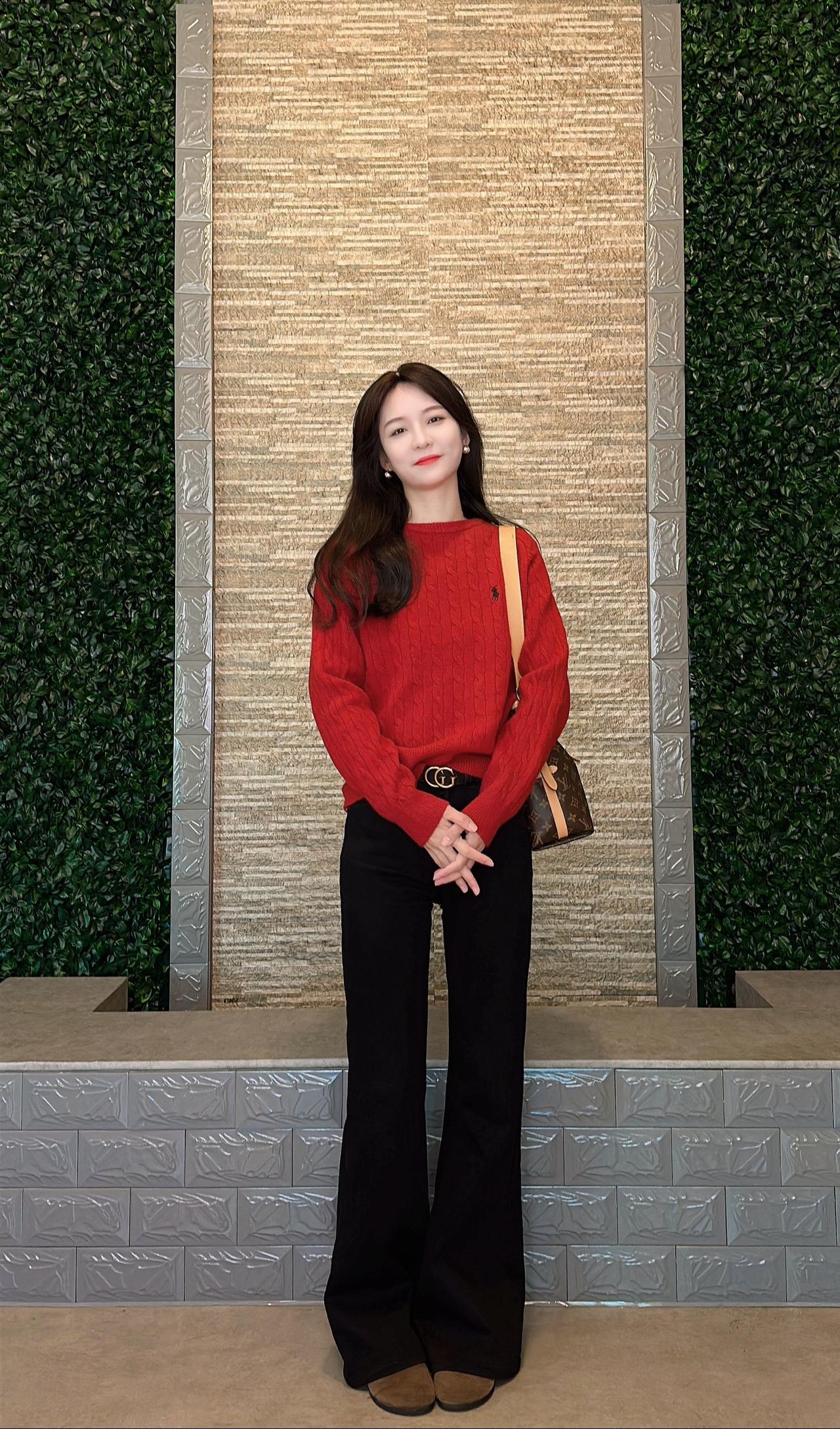 别高估关系，别试探人心，前者不堪一击，后者薄凉无比微喇牛仔裤冬季穿搭