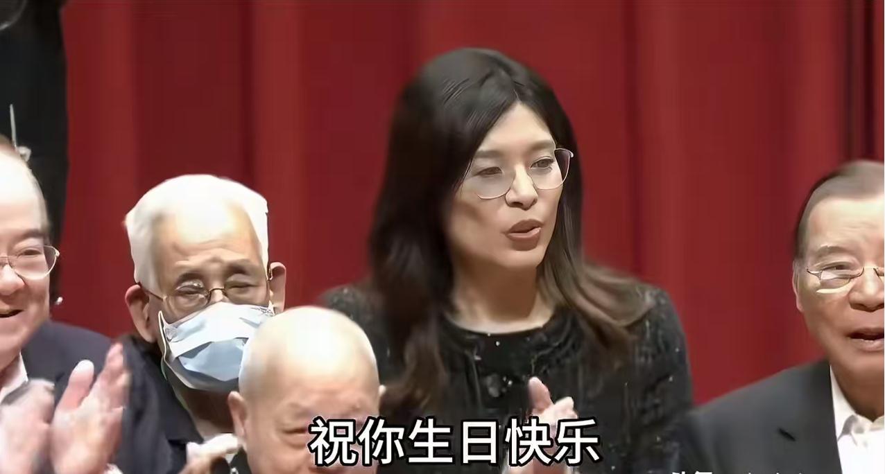 万万没想到，国民党内部这么混乱！在近期，郑丽文到新北参加国民党134年党庆，侯友