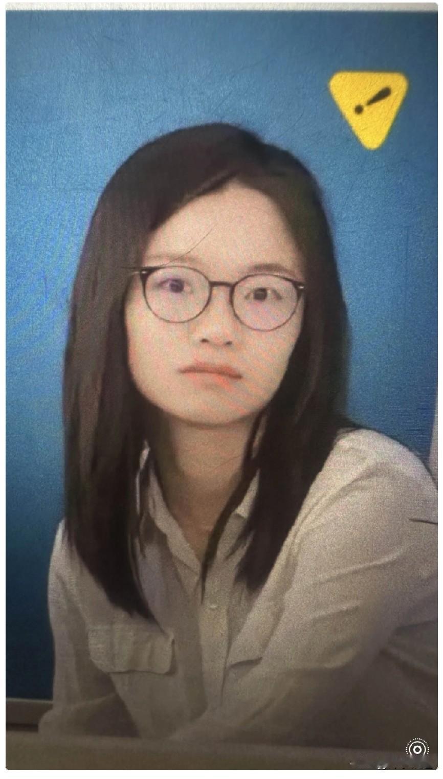北大现在估计脸上有点挂不住。他怎么也不会想到，培养出王虹这样的数学家，却