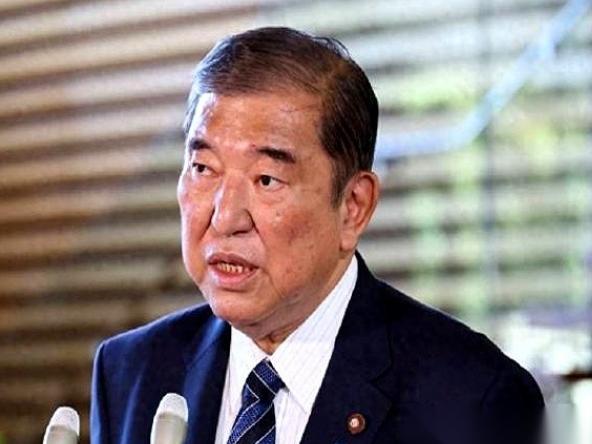 终于有个日本人,把窗户纸给捅破了。他说,日本别再做梦了,再打仗,国家可能就没了。