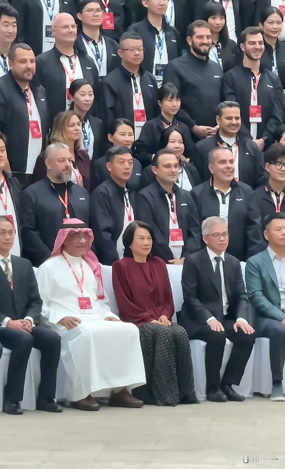 董明珠的含金量还在上升!董明珠带领格力突破封锁杀出重围,格力机床赶超日德,获得