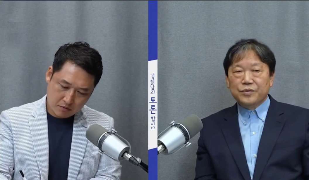 韩国媒体称，中国正通过引进韩国顶尖人才，与美国争夺高科技主导权。两名韩国国宝级半