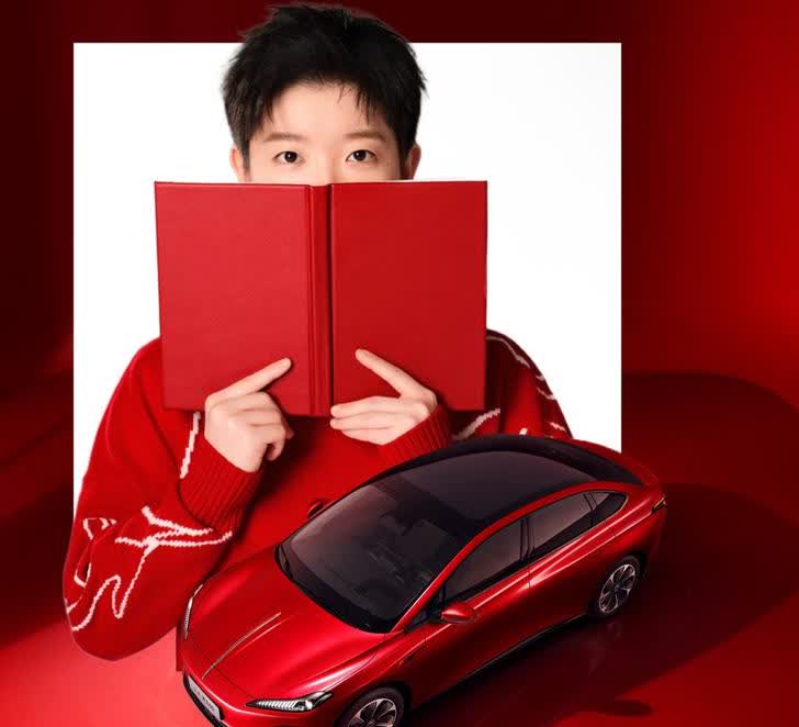 不得不信！这就是赤裸裸的现实：电车30万：使用10年，电费1万，卖1.5