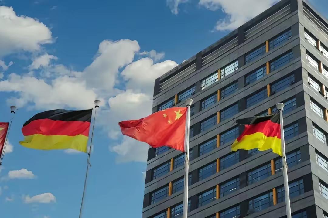 中国为什么邀请德国企业访华？中德关系能和好吗？​我认为这次邀请，是中国给欧盟投