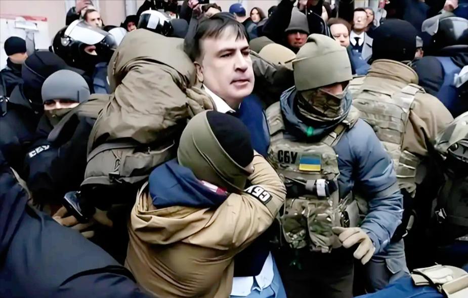 泽连斯基这架势看着就像快撑不住了，俄媒爆料乌克兰要在 2026年初一口气征200