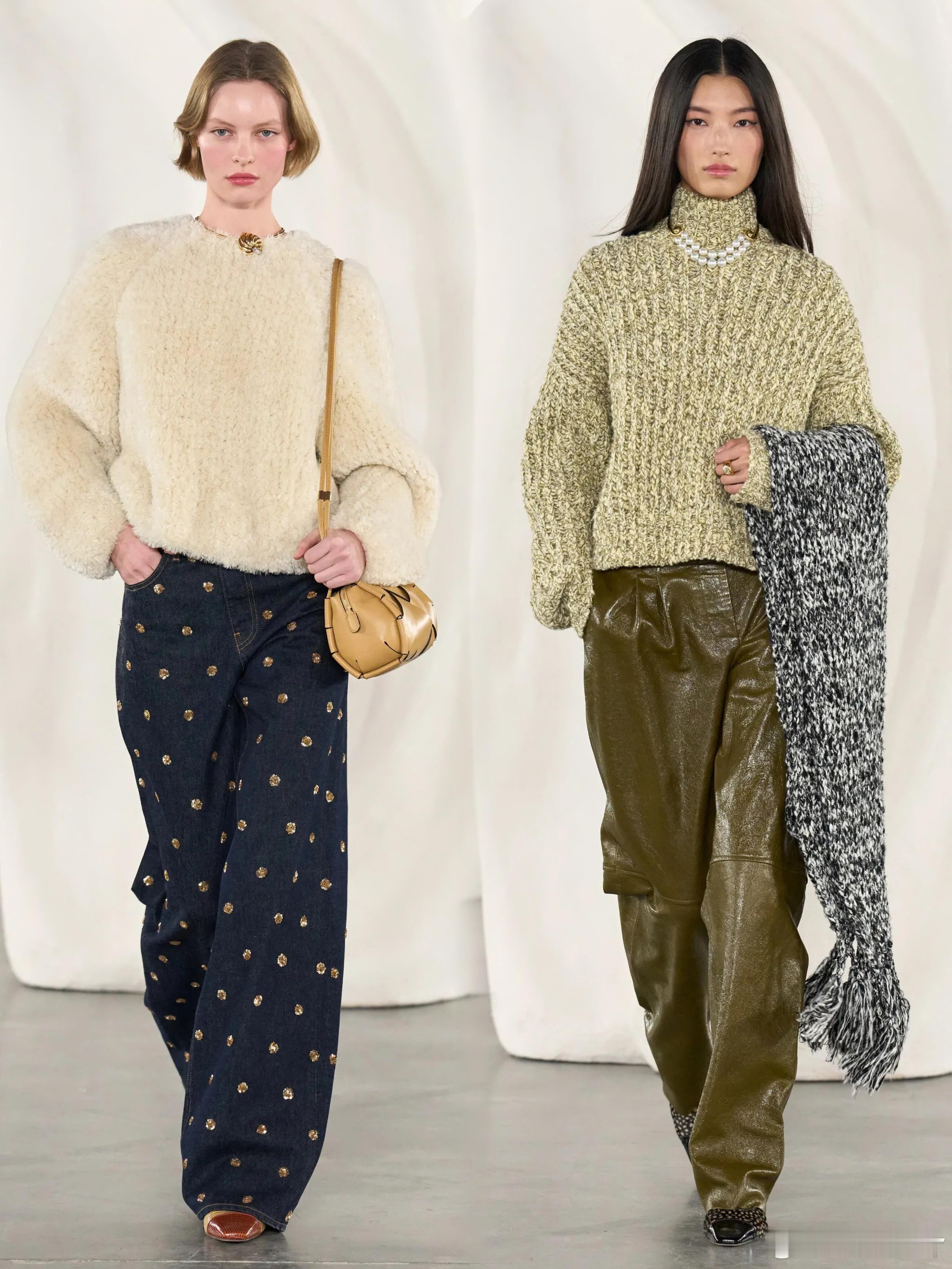 UllaJohnson2026秋冬｜移动中的雕塑花园时装周纽约时装周Ull