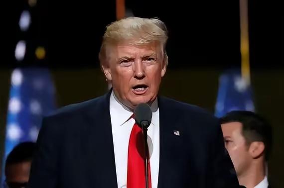 ​美国总统特朗普访华之行，却让台湾民众感到慌了。这时候，台湾民众感到中国对他们来