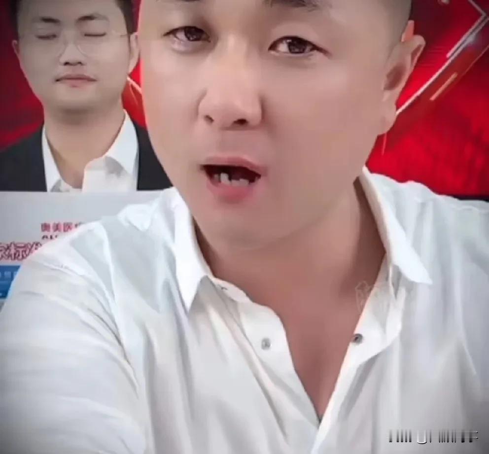 退网的人也看我！老葛不在乎辛巴退网，宣称电商改天换地迎“老葛时代”。