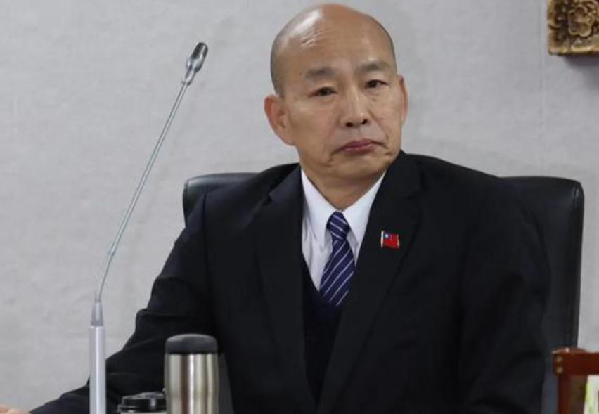 就在刚刚，台“立法院长”韩国瑜发表声明，就在这一天，台湾空军官校为两名不