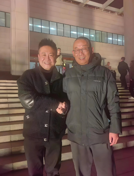 “寄生主播”纷纷现身“纲丝节”，不知打了多少人的脸？德云社“纲丝节”伊始，郭