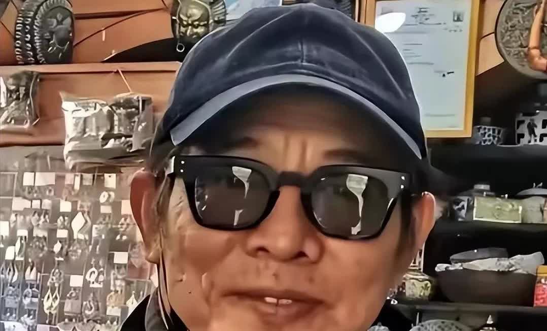 周润发，成龙，李连杰都老了，唯有64岁的他看起来像30岁！