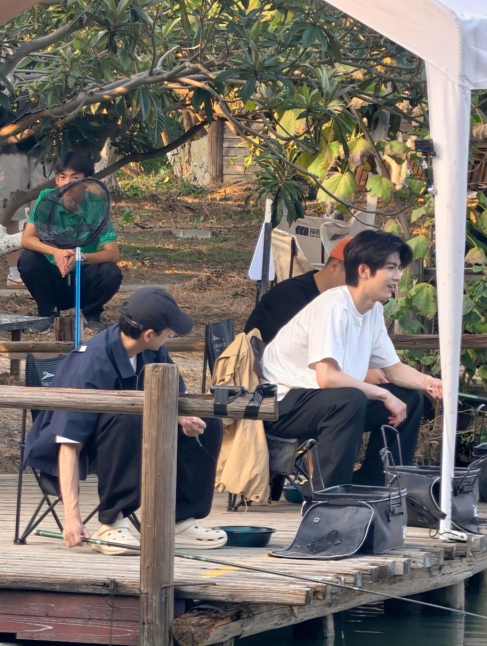 张凌赫去录制向往的生活了张凌赫向往的生活录制上班向往的生活啊啊啊，张凌赫去录《