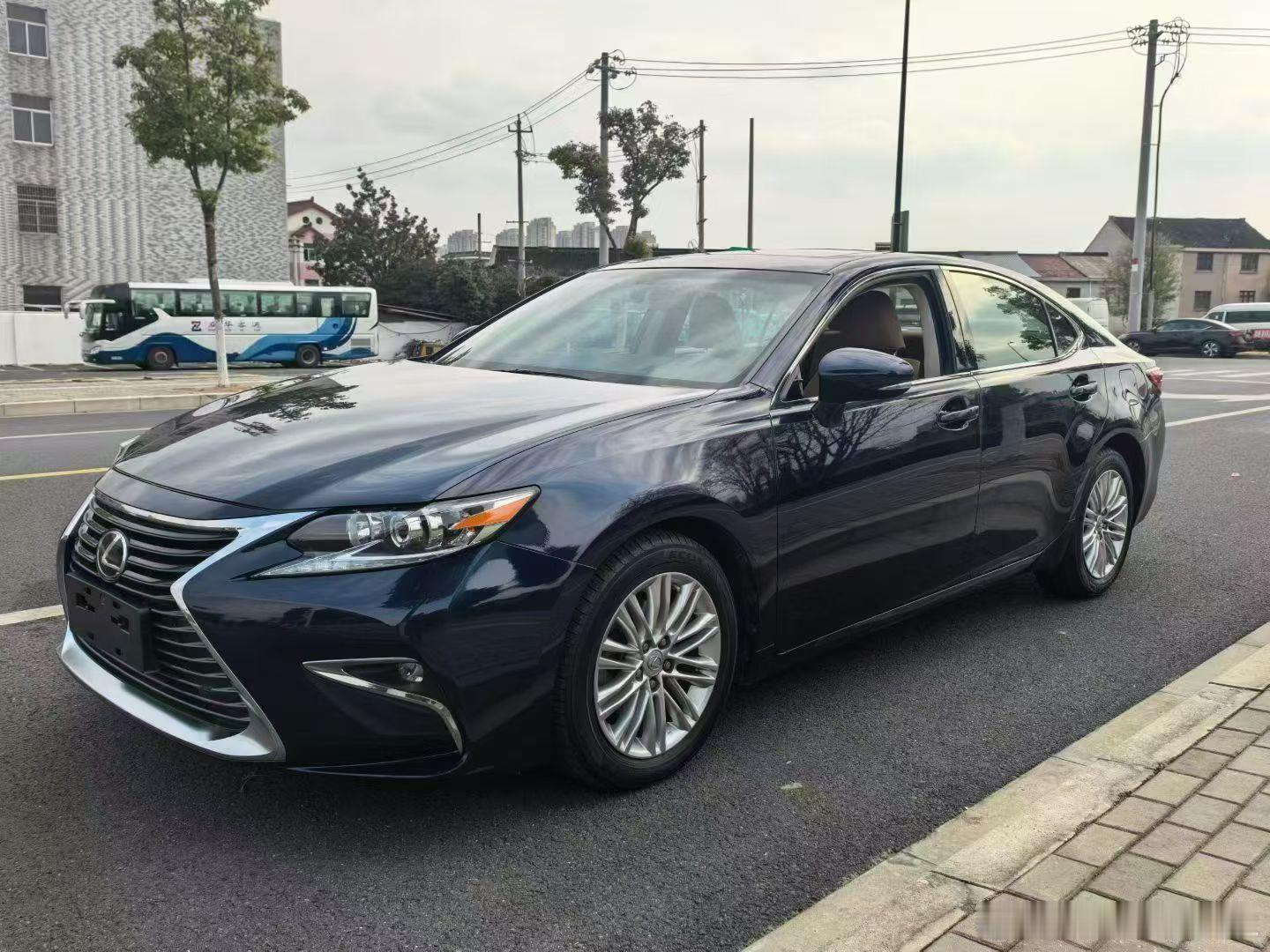 2018年上牌雷克萨斯ES200沪牌一手行驶6.5万公里车况精品我与汽车